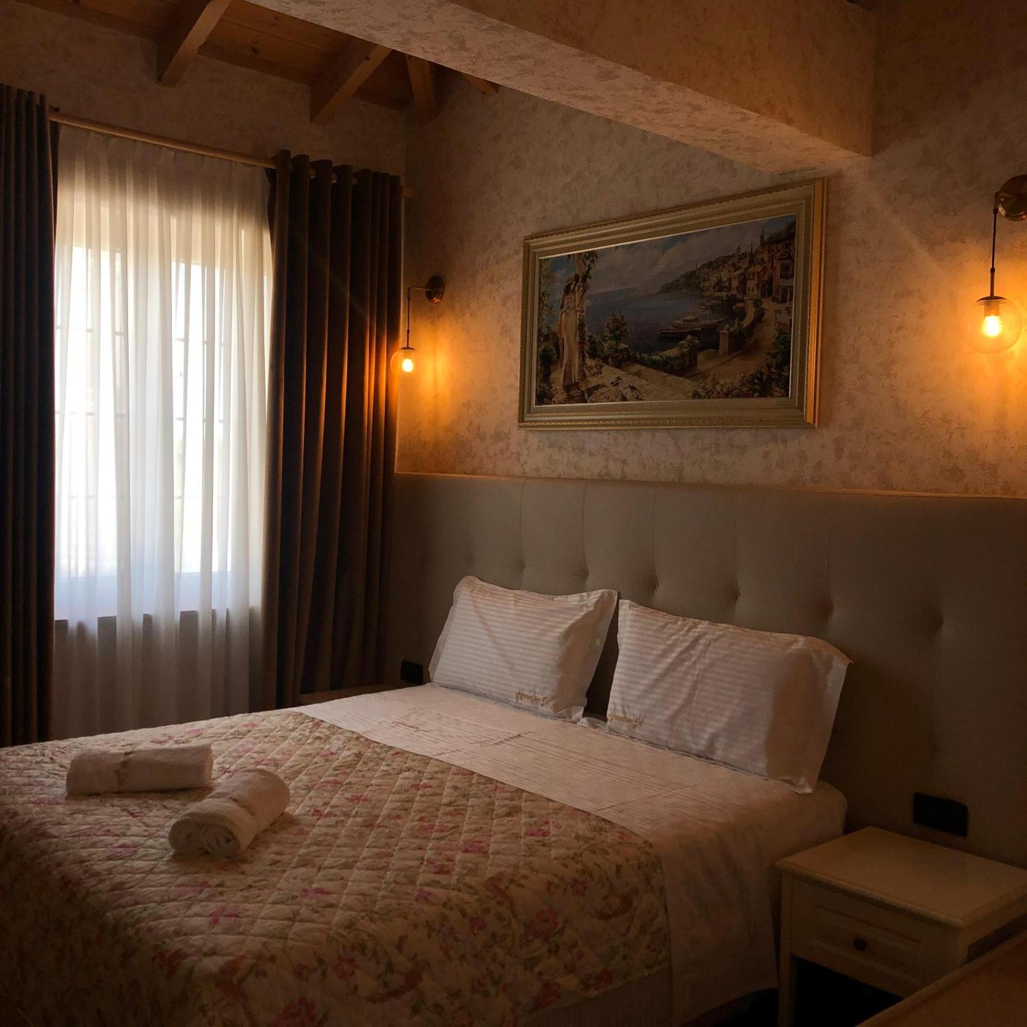 Agroturizem Eldi Hotel Fier Exterior photo