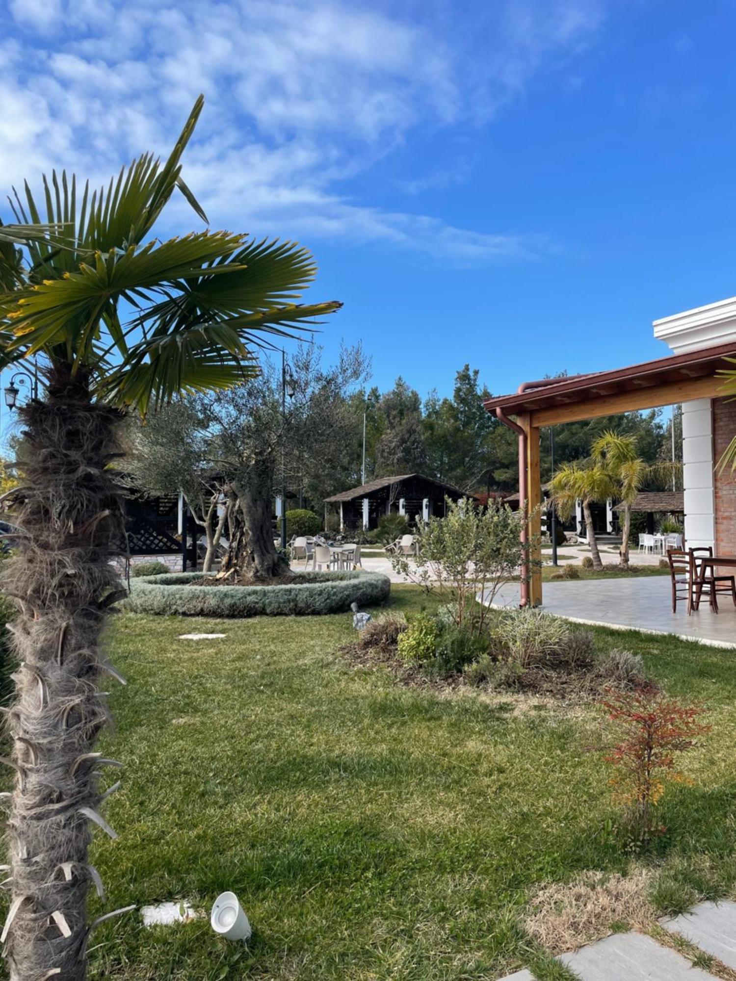 Agroturizem Eldi Hotel Fier Exterior photo